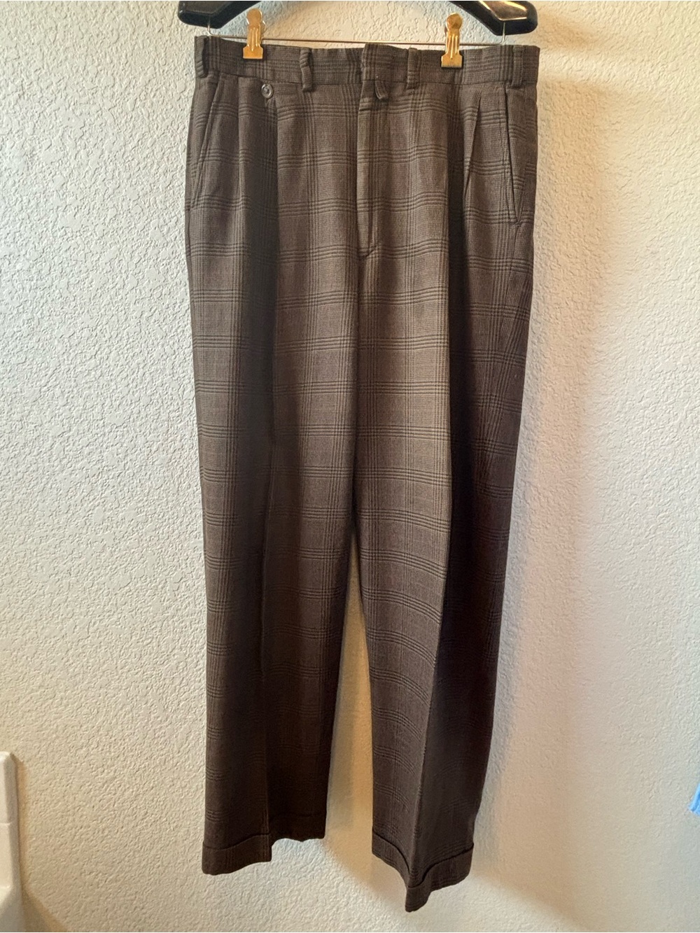 Tommy Hilfiger Men’s Classic Brown Plaid Dress Pants 31x31